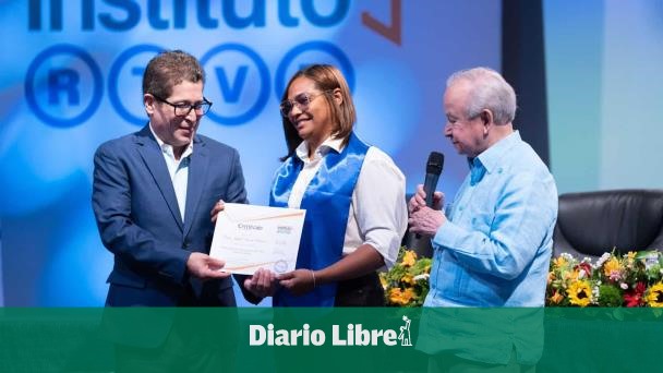 El Instituto RTVD gradúa a sus primeros 155 técnicos de televisión