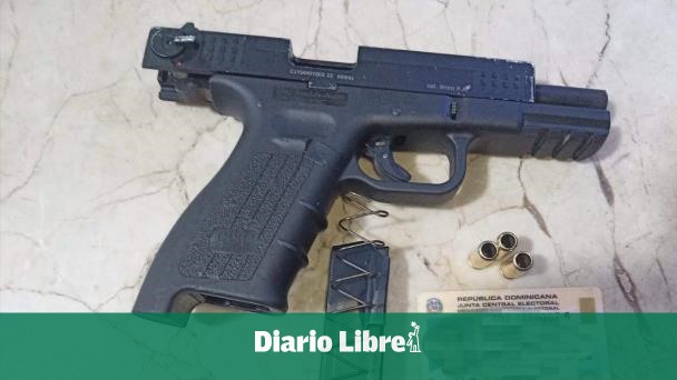 Policía Nacional apresa hombre e incauta arma de fogueo