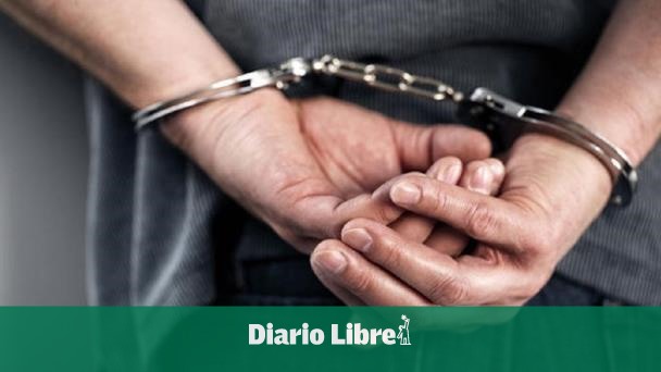 Se fuga detenido por drogas en Jarabacoa y suspenden policías de turno