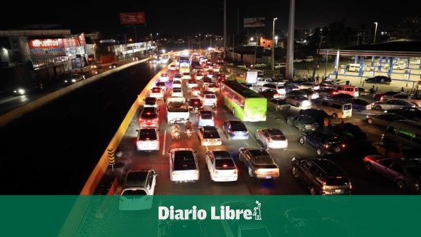 La volcadura de un camión provocó enorme tapón en el 9