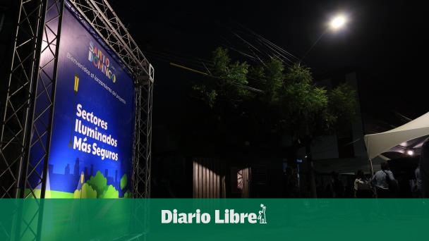ADN instala 589 luces LED en calles del ensanche Quisqueya
