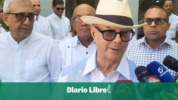Hipólito dice que hay que regularizar haitianos en el país