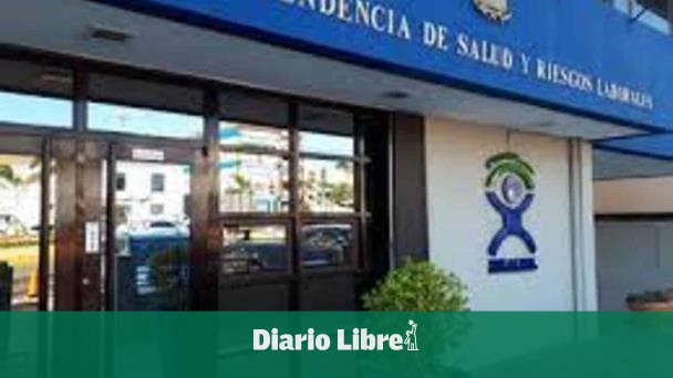 Sanciones de la Sisalril a clínicas podrían ser de hasta 300 salarios