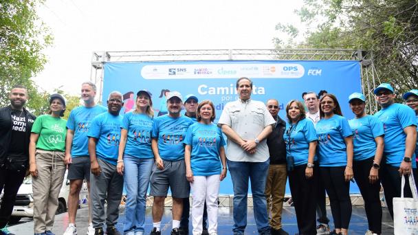 Caminata busca concienciar en salud universal y muertes maternas