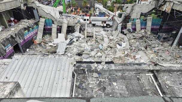 Superviviente de tragedia en discoteca Jet Set da su versión