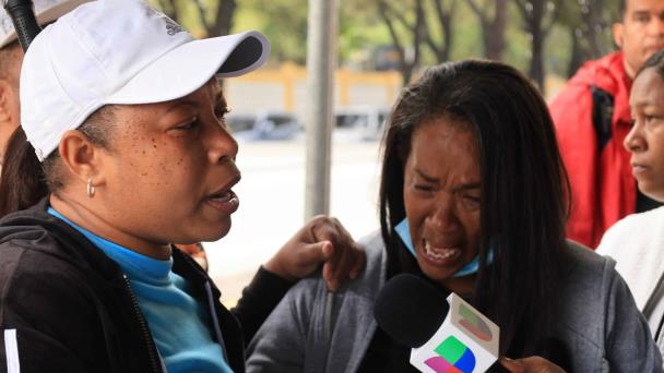 Mujer clama por cadáver de un trabajador en discoteca Jet Set