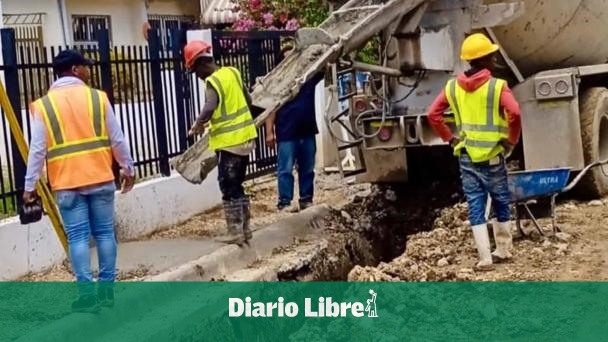 Caasd avanza construcción de aceras y contenes en Guajimía