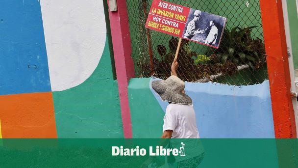 Las pancartas de la marcha de los grupos de izquierda
