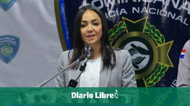 Faride aclara controversia con horario de operación de barberías