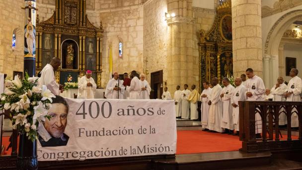 Padres y monjas de San Vicente celebran 400 años de fundados