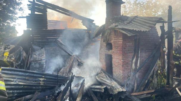 Incendio destruye el restaurante La Baita en Jarabacoa
